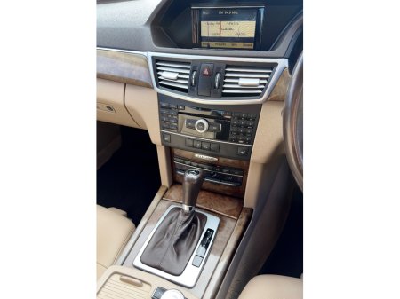 2011 Mercedes-Benz E Class - thumbnail 12