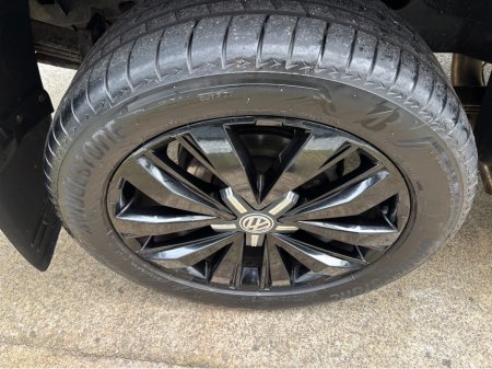 2020 Volkswagen Amarok V6 TDI 4M DC EDITION 4MOTION BLACK €44,900 thumbnail