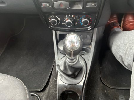 2014 Dacia Duster SIGNATURE 1.5DCI 110 4DR 1.5 DCI 4 €6,900 thumbnail