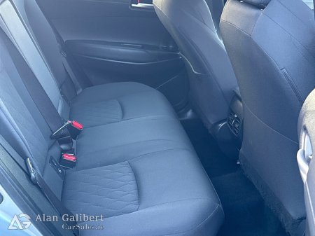 2023 Toyota Corolla Cross 1.8 Petrol HYBRID LUNA €138 PW €28,995 thumbnail