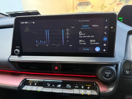 2023 Toyota Prius - thumbnail 17