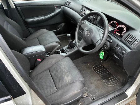 2005 Toyota Corolla - thumbnail 21