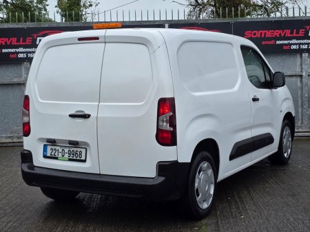 2022 Opel Combo L1H1-1.5 100PS DIESEL 6SPEED MANUAL MY22-L1H1-1.5 100PS-DSL-6SP 5DR €11,999