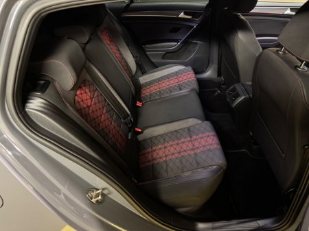 2019 Volkswagen Golf - thumbnail 12