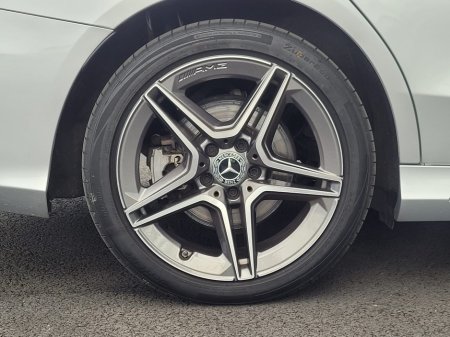 2021 Mercedes-Benz C Class C300de AMG Line Edition €29,990 thumbnail