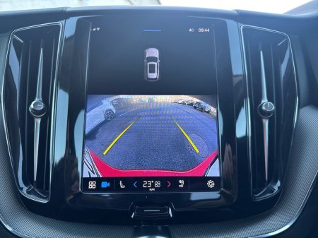 2023 Volvo XC60 T6 PHEV 350hp AT8 Plus (dark theme) €44,975 thumbnail