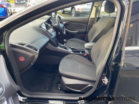 2016 Ford Focus 1.5 TDCi 120PS Zetec thumbnail