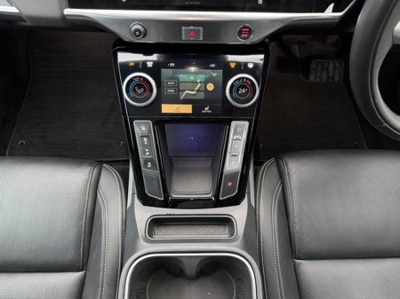 2024 Jaguar I-Pace - thumbnail 11