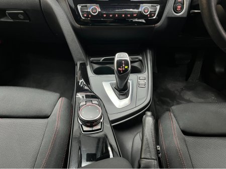 2016 BMW 3 Series - thumbnail 17