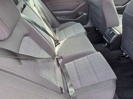 2020 Volkswagen Passat - thumbnail 12