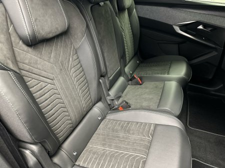 2026 Peugeot 5008 - thumbnail 10