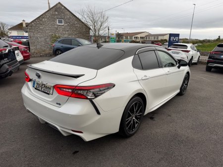 2023 Toyota Camry - thumbnail 3