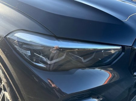 2022 BMW X5 xDrive45e M Sport €65,950 thumbnail