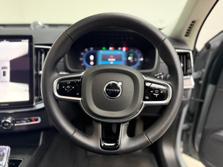 2025 Volvo XC90 ULTRA T8 RECHARGE 2.0 455HP PHEV *7 SEATER* €89,990 thumbnail