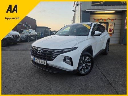 2023 Hyundai Tucson - view 2