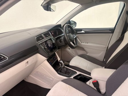 2022 Volkswagen Tiguan 2.0 TDI 150HP Elegance DSG €39,950 thumbnail