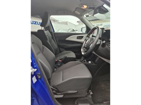2025 Suzuki Swift - thumbnail 7