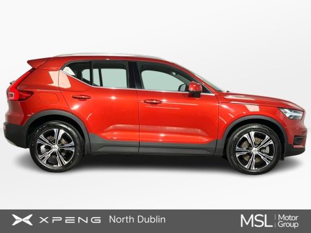 2022 Volvo XC40 - thumbnail 5