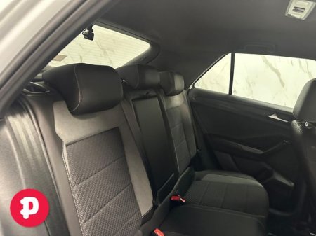 2022 Volkswagen T-Roc 2.0 TDI R-Line Auto - Straight Sale Discount / 12 Months Warranty €30,950 thumbnail