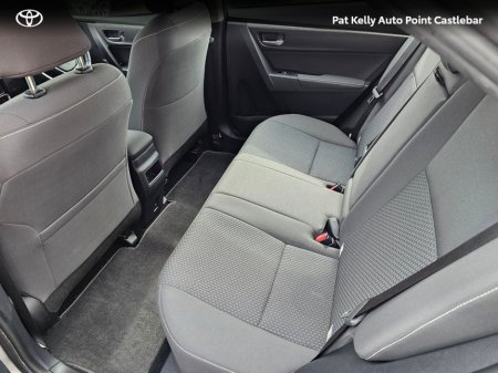 2018 Toyota Corolla - thumbnail 7