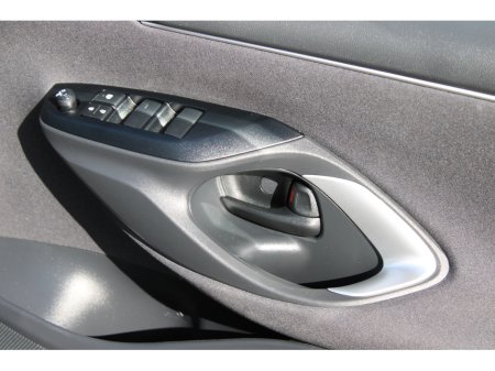 2024 Toyota Yaris - thumbnail 14