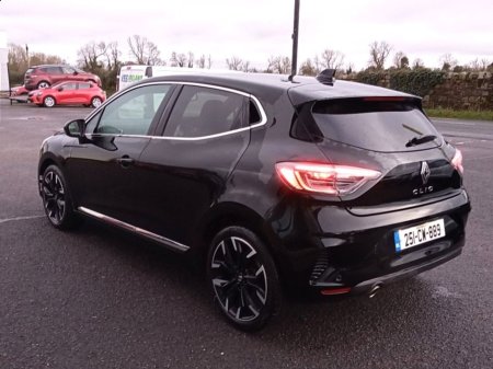 2025 Renault Clio TCe 90 DFull Techno €24,650 thumbnail