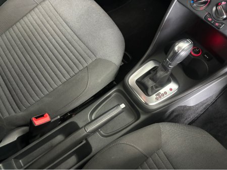 2012 Volkswagen Polo - thumbnail 9