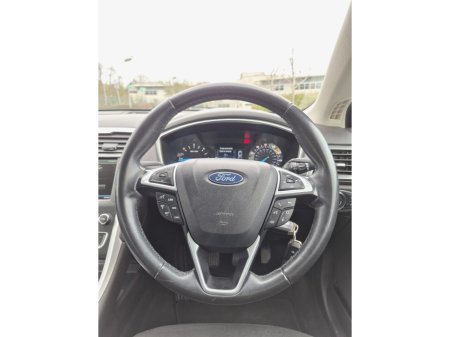 2015 Ford Mondeo - thumbnail 17