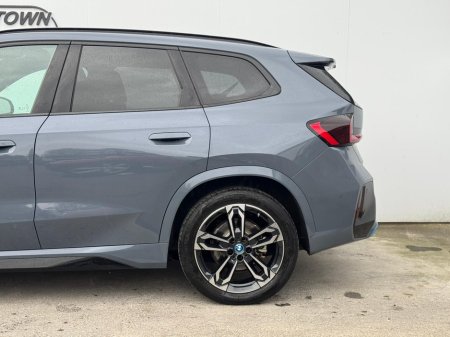 2023 BMW iX1 - photo 5