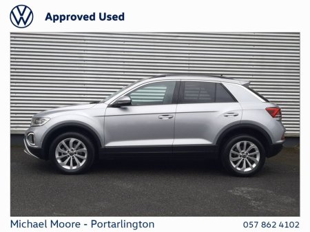 2025 Volkswagen T-Roc - thumbnail 6