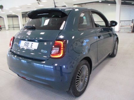 2025 Fiat 500e  €26,145 thumbnail