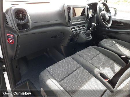 2026 Mercedes-Benz Vito - photo 2