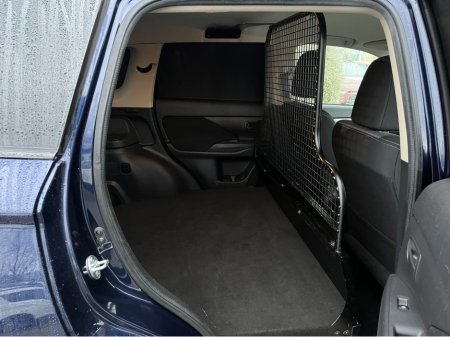 2016 Mitsubishi Outlander 4WD 2 SEAT COMMERCIAL 2.4 DIESEL //NO VAT// €10,950 thumbnail