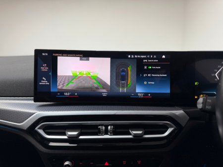 2024 BMW 3 Series - thumbnail 18