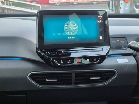 2022 Volkswagen ID.3 Pro 58KWH Life, 20” Alloys, Climate Control, Heated Seats, CarPlay - Trade in Price €20, 888. €20,999 thumbnail