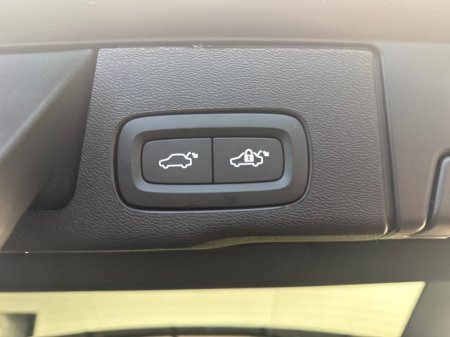 2026 Volvo XC60 T6 PLUS BRIGHT *TOWBAR AND SIDESTEPS* €160 PER WEEK ON PCP €76,995 thumbnail