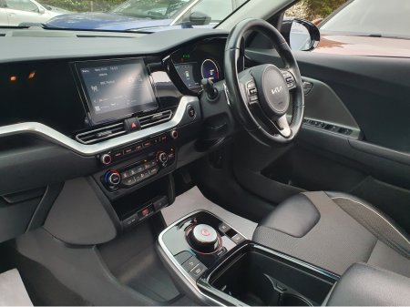 2022 Kia Niro - thumbnail 14