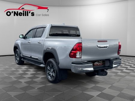 2025 Toyota Hilux - thumbnail 7