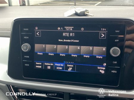 2026 Volkswagen T-Roc Commercial 2.0 TDI Edition 75 116bhp - €33,432 + VAT! €33,432 thumbnail