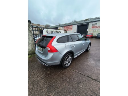 2017 Volvo V60 D3 SE LUXURY G'TRONIC 5DR AUTO CROSS COUNTRY €17,950 thumbnail