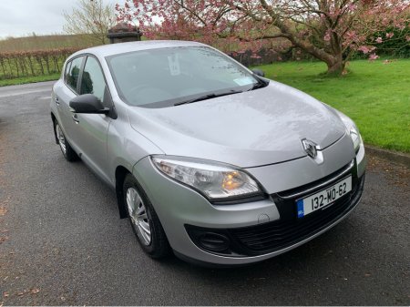 2013 Renault Megane - thumbnail 2