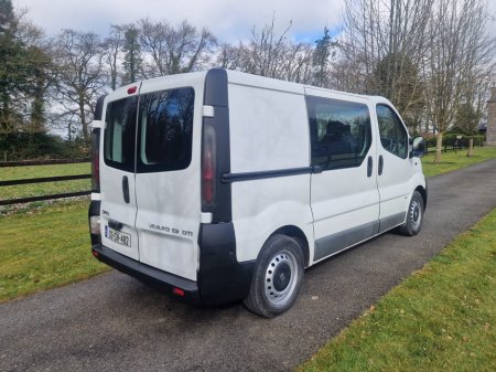 2003 Opel Vivaro  €4,295