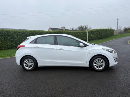 2016 Hyundai i30 SE 110PS 5DR €9,950 thumbnail