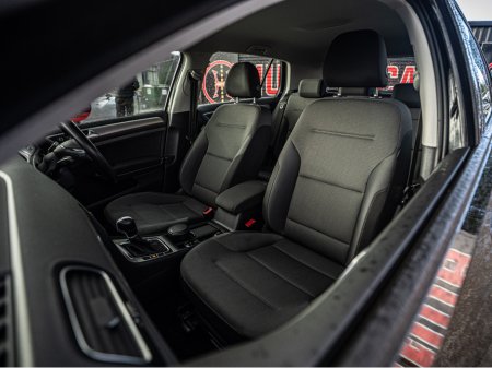 2015 Volkswagen Golf 2015 VW Golf 1.6d Auto/FSH/New NCT/Warranty €11,888 thumbnail