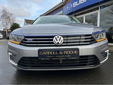 2018 Volkswagen Passat - thumbnail 4