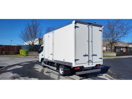 2026 Mitsubishi Canter 3C13 Box Body