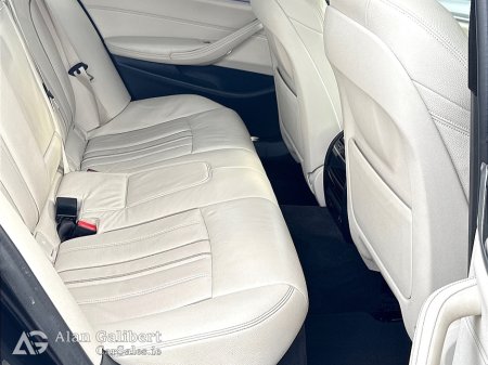 2020 BMW 5 Series - thumbnail 13