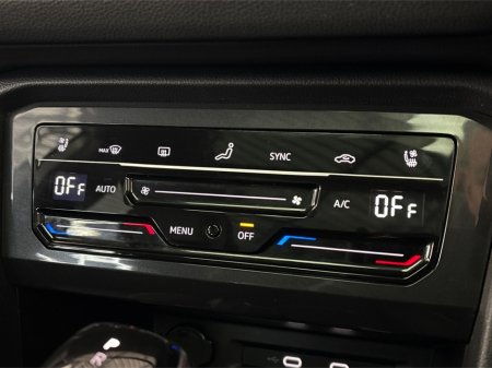 2023 Volkswagen Tiguan R-LINE 2.0 TDI AUTOMATIC 7 SEATER**PANORAMIC SUNROOF**HEATED MULTIFUNCTIONAL STEERING WHEEL**DIGITAL DASH**HEATED FRONT SEATS**REVERSE CAMERA**BLACK LEATHER INTERIOR**KEYLESS ENTRY**APPLE CARPLAY** €42,995 thumbnail