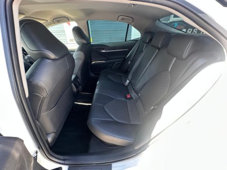 2022 Toyota Camry *New Shape* Leather Package 2.5 Hybrid Fresh Import (0032) €34,995 thumbnail