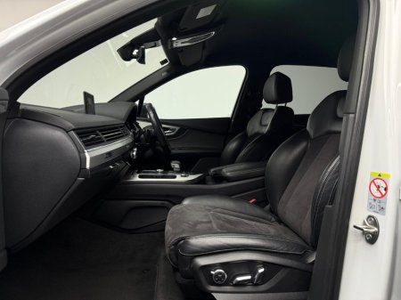 2019 Audi Q7 - thumbnail 12